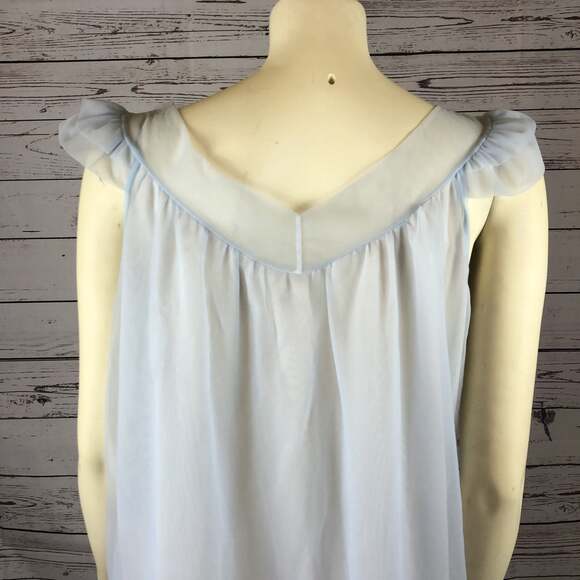 Vintage Glen Abbey nightgown made in Ireland baby blue size small - Picture 10 of 12